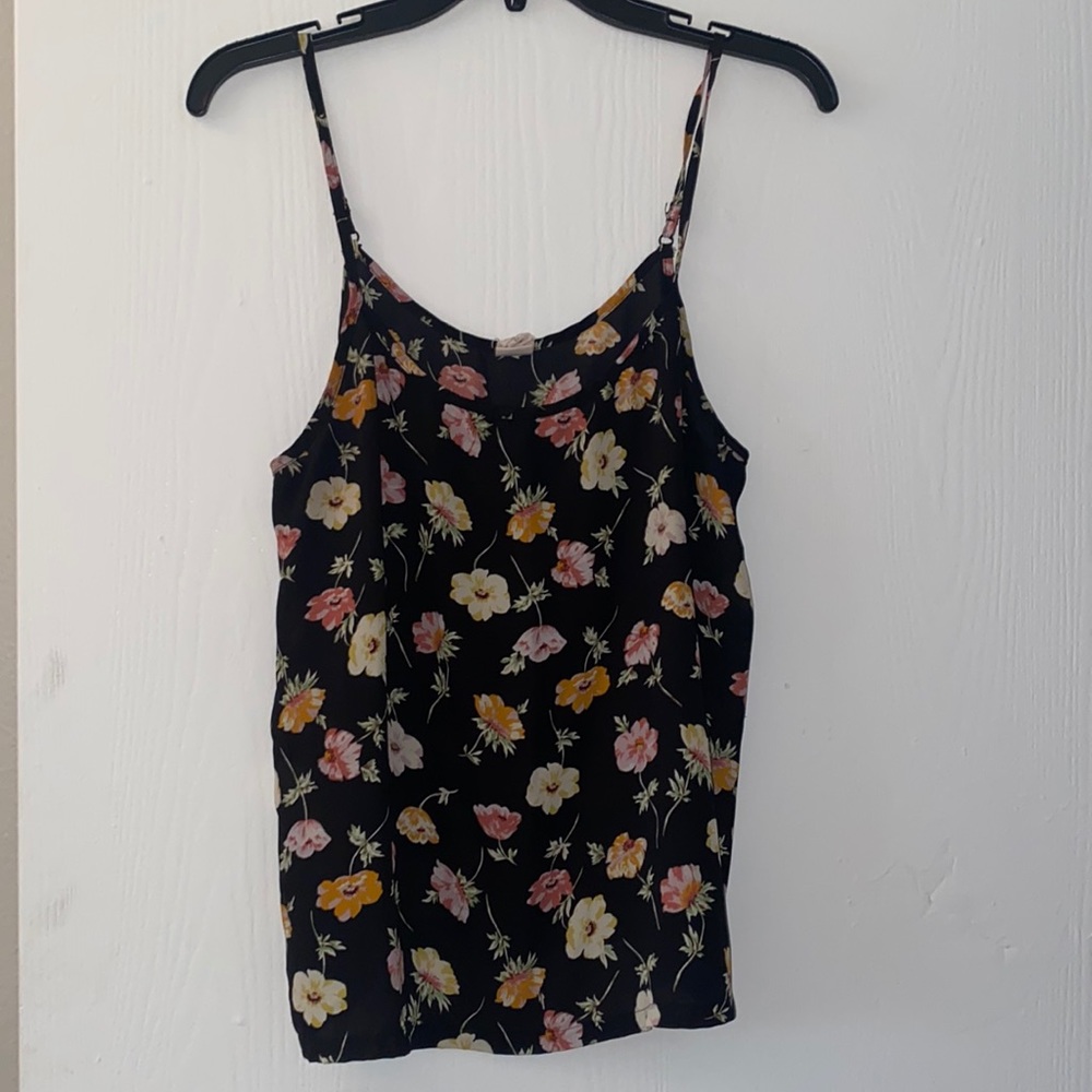 Floral tank top adjustable straps